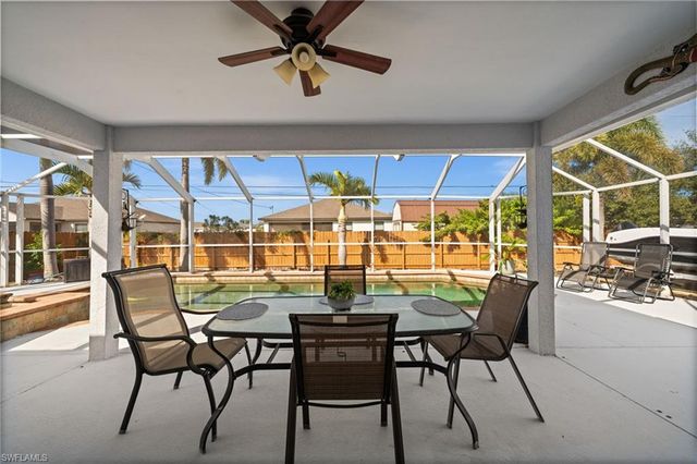 121 NE 11th TER, Cape Coral, FL 33909