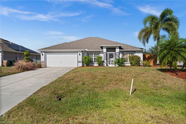 121 NE 11th TER, Cape Coral, FL 33909