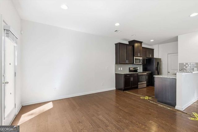 5064 Longview Walk, Decatur, GA 30035