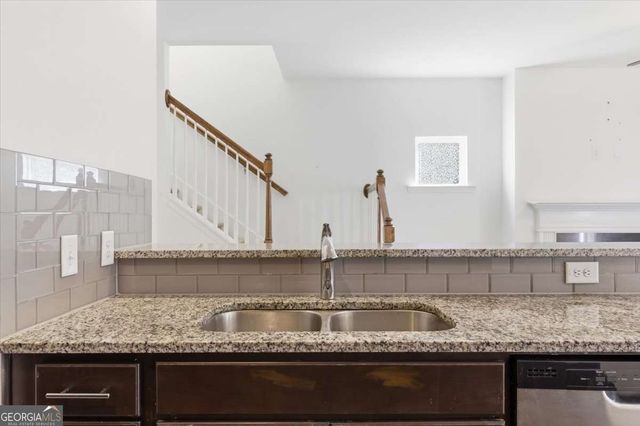 5064 Longview Walk, Decatur, GA 30035