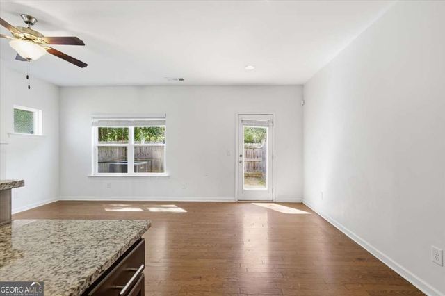 5064 Longview Walk, Decatur, GA 30035