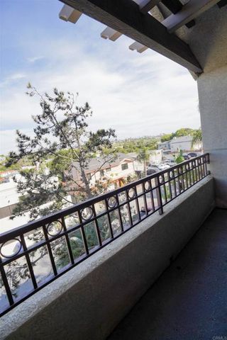 922 Sealane Drive B, Encinitas, CA 92024