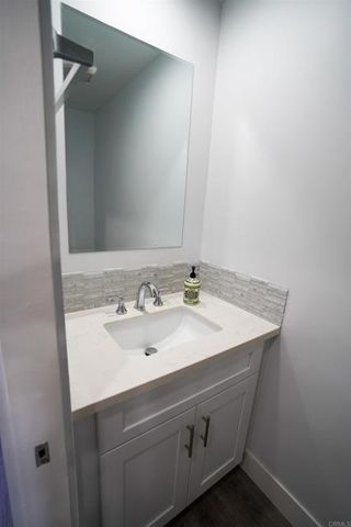 922 Sealane Drive B, Encinitas, CA 92024