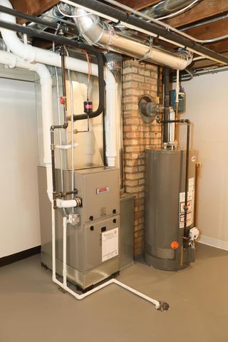 289 Chestnut Street, Antioch, IL 60002