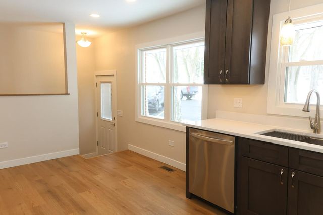 289 Chestnut Street, Antioch, IL 60002