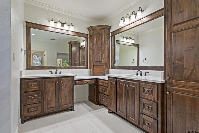 1209 Cambridge Bend, Tyler, TX 75703