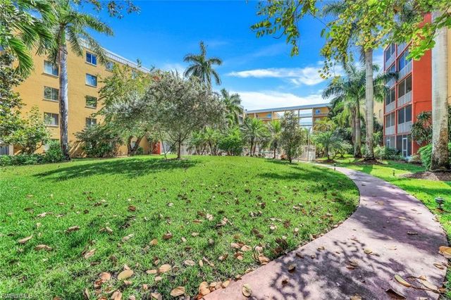2366 E Mall DR 418, Fort Myers, FL 33901