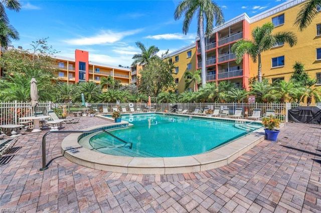 2366 E Mall DR 418, Fort Myers, FL 33901