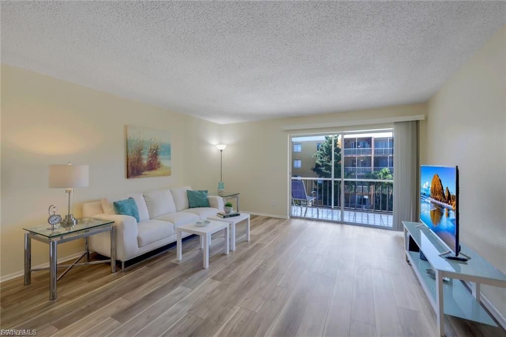 2366 E Mall DR 418, Fort Myers, FL 33901