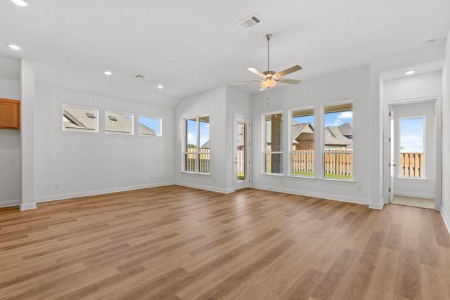 1504 Corduroy LN, Georgetown, TX 78633