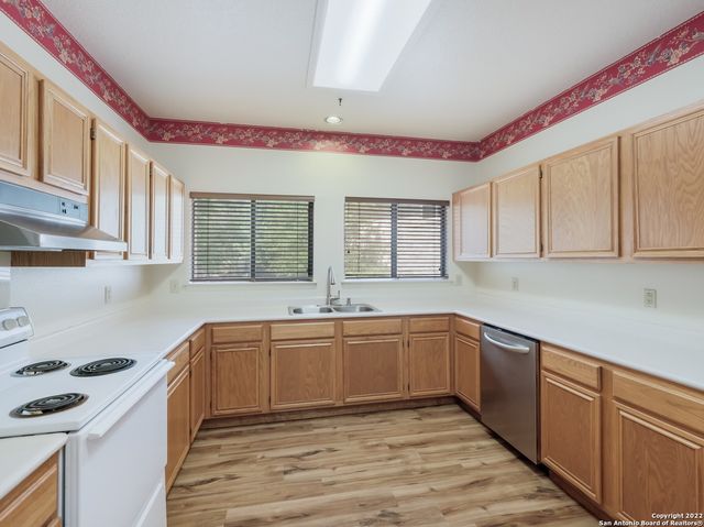 9231 LINBROOKE, San Antonio, TX 78250