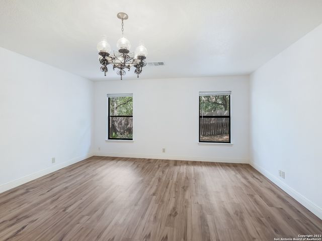 9231 LINBROOKE, San Antonio, TX 78250