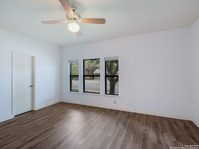 9231 LINBROOKE, San Antonio, TX 78250