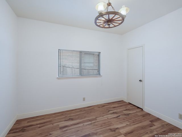 9231 LINBROOKE, San Antonio, TX 78250