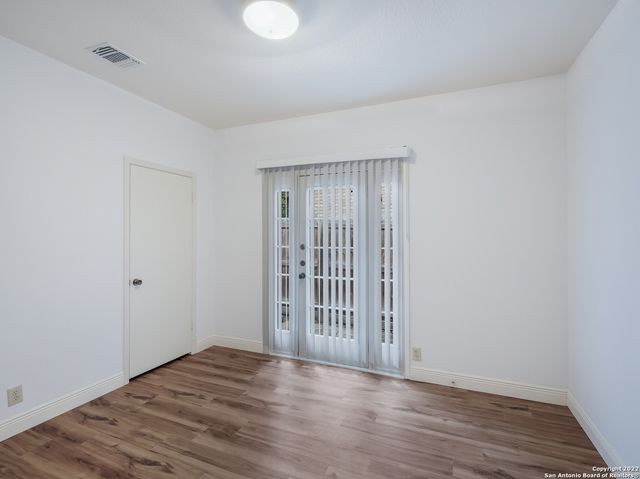 9231 LINBROOKE, San Antonio, TX 78250