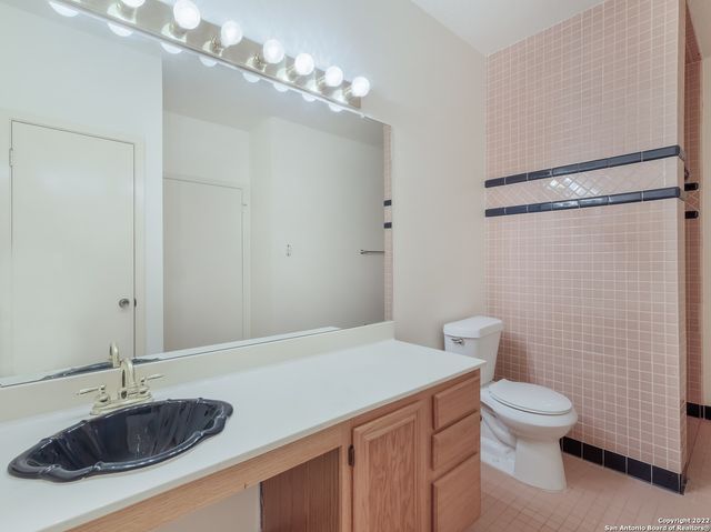 9231 LINBROOKE, San Antonio, TX 78250