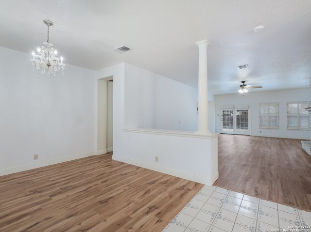 9231 LINBROOKE, San Antonio, TX 78250