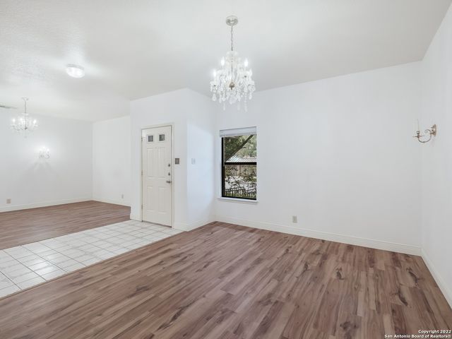 9231 LINBROOKE, San Antonio, TX 78250