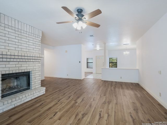 9231 LINBROOKE, San Antonio, TX 78250