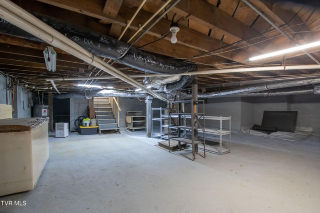 1605 Overhill Road, Bristol, VA 24201