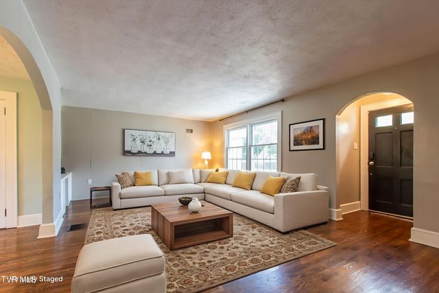 1605 Overhill Road, Bristol, VA 24201