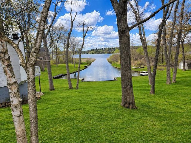 3513 RIDGE DRIVE, Hartland, WI 53029
