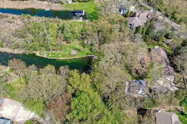 3513 RIDGE DRIVE, Hartland, WI 53029