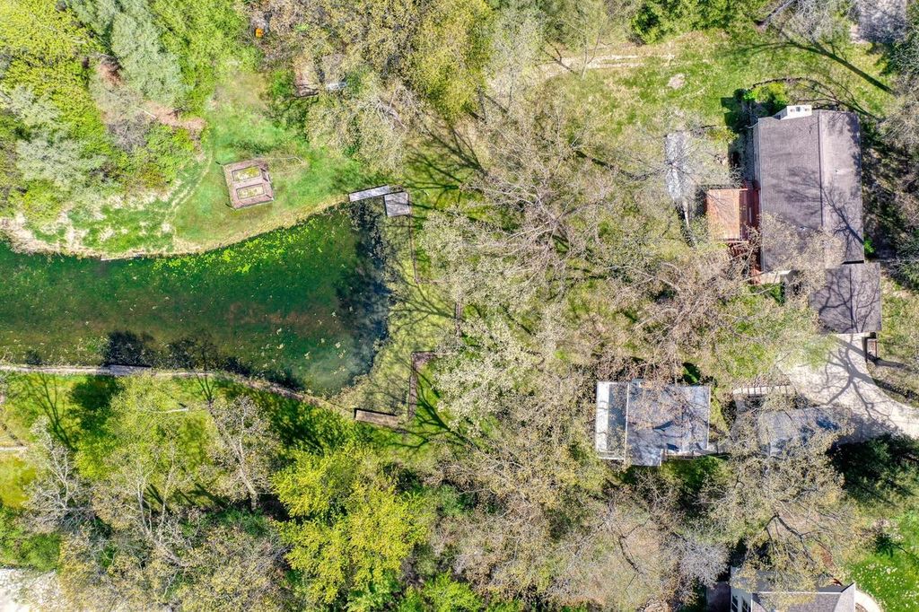 3513 RIDGE DRIVE, Hartland, WI 53029