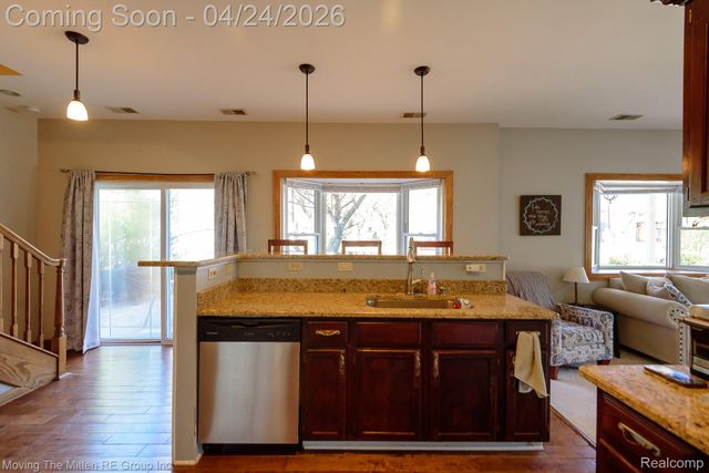 40 Potter Drive, Belleville, MI 48111