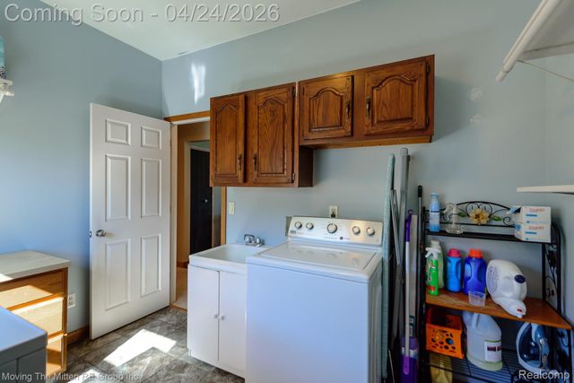 40 Potter Drive, Belleville, MI 48111