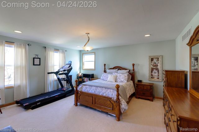 40 Potter Drive, Belleville, MI 48111