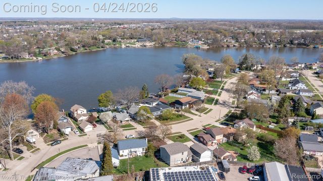 40 Potter Drive, Belleville, MI 48111