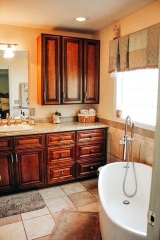 67 Lake Ln, Winchester, TN 37398