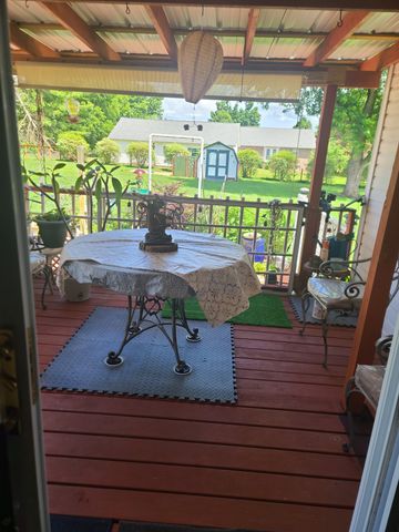 67 Lake Ln, Winchester, TN 37398