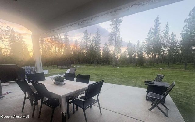 871 W Kenai LN, Athol, ID 83801