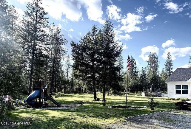 871 W Kenai LN, Athol, ID 83801