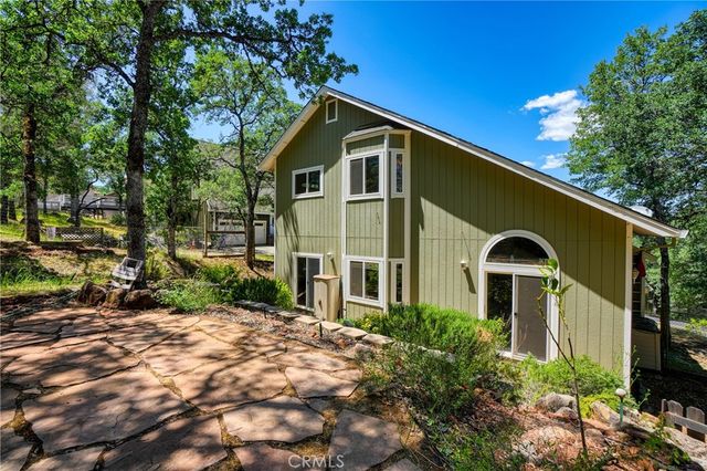 19220 Deer Hill Road, Hidden Valley Lake, CA 95467