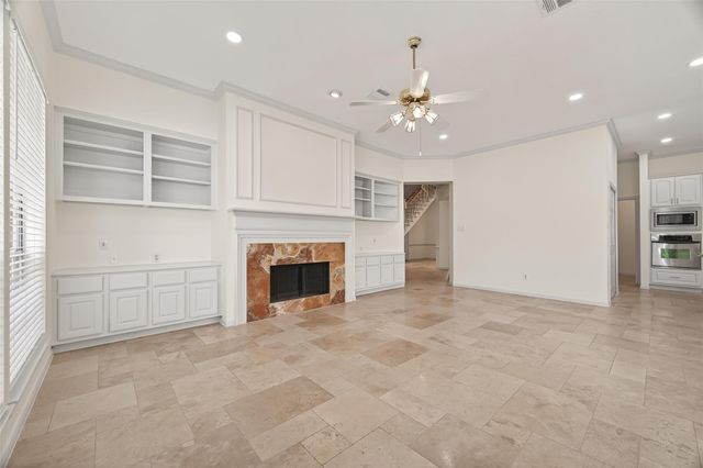 4318 Oak Trail Court, Sugar Land, TX 77479