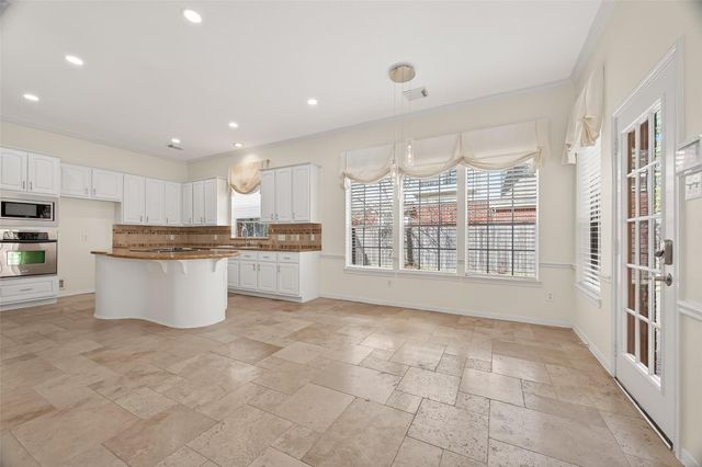 4318 Oak Trail Court, Sugar Land, TX 77479