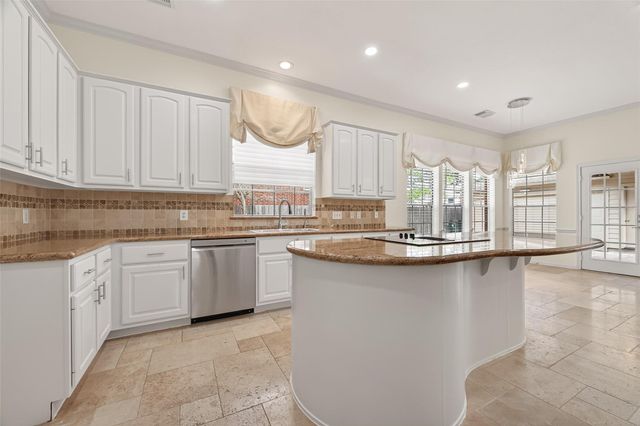 4318 Oak Trail Court, Sugar Land, TX 77479