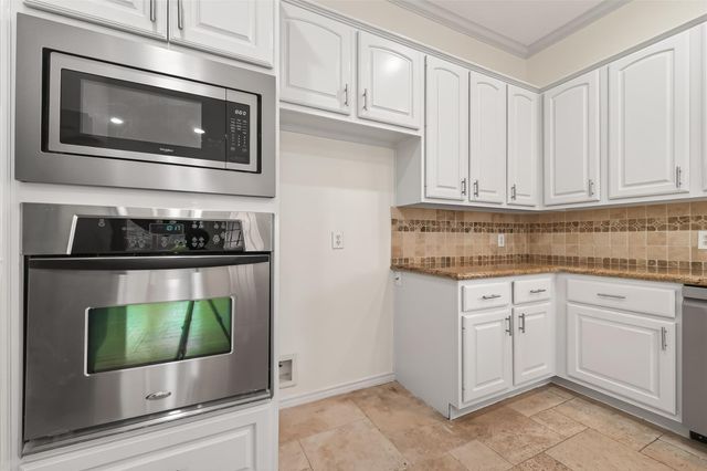 4318 Oak Trail Court, Sugar Land, TX 77479