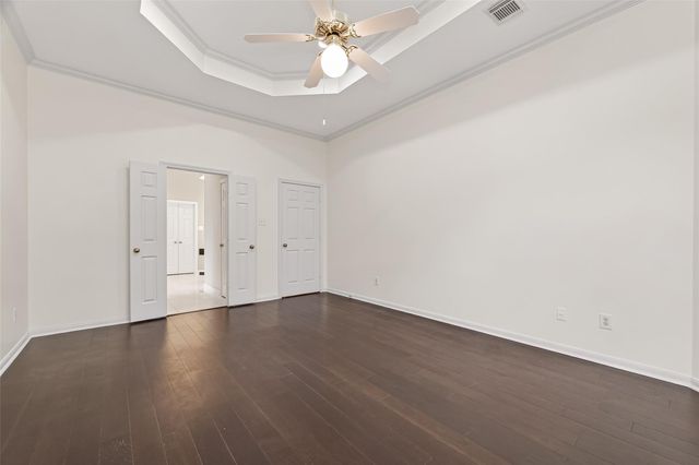 4318 Oak Trail Court, Sugar Land, TX 77479