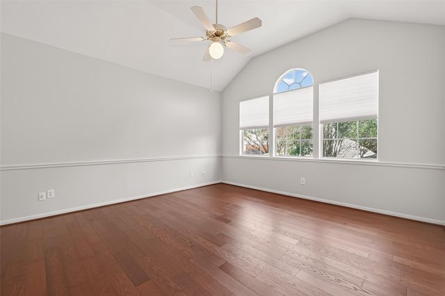 4318 Oak Trail Court, Sugar Land, TX 77479