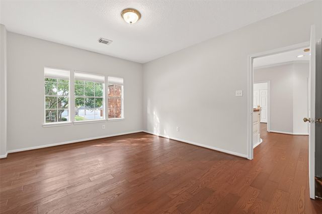 4318 Oak Trail Court, Sugar Land, TX 77479