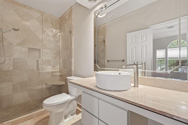 4318 Oak Trail Court, Sugar Land, TX 77479