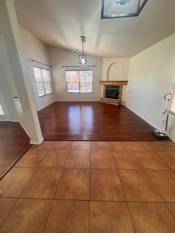 6012 Sipapu Avenue NW, Albuquerque, NM 87120