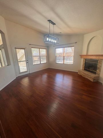 6012 Sipapu Avenue NW, Albuquerque, NM 87120