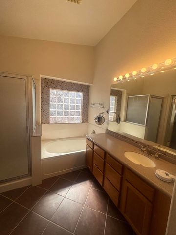 6012 Sipapu Avenue NW, Albuquerque, NM 87120