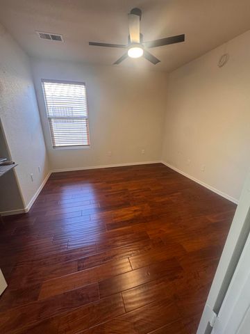 6012 Sipapu Avenue NW, Albuquerque, NM 87120