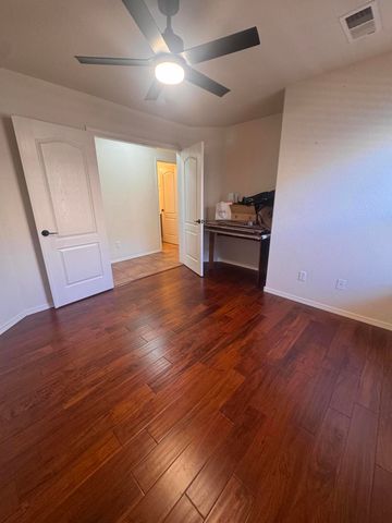 6012 Sipapu Avenue NW, Albuquerque, NM 87120